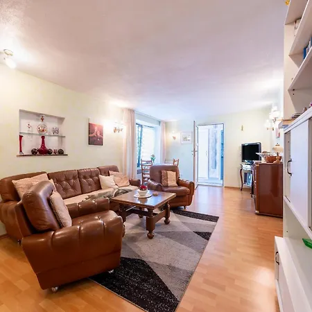 Moselle Vineyard Escape 公寓