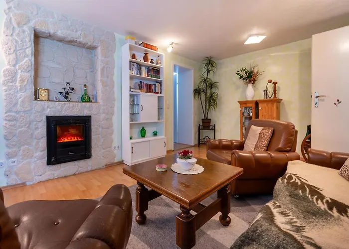 Moselle Vineyard Escape *